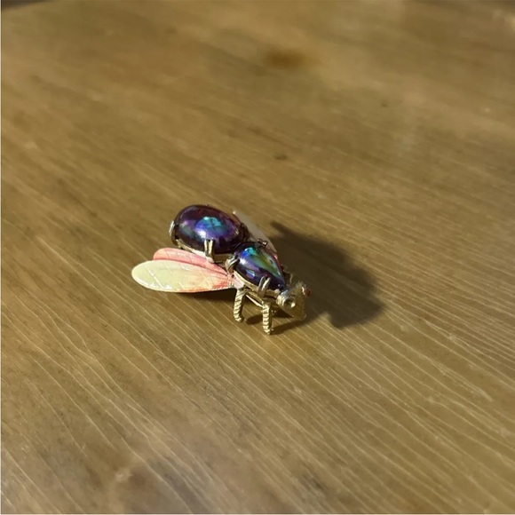 Vintage Joseph Warner Signed Bee Pin, Honeybee Brooch Fly - Picture 2 of 5